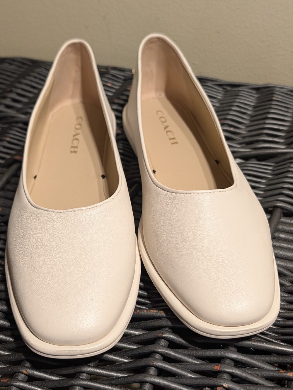Coach Emilia Flats in Chalk Calfskin Leather sz 10 - Picture 13 of 14
